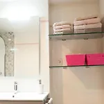 Apartamento Araceli Proximo A Clinica Oftalmologica Fdez Vega דירה *