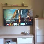 Apartamento Araceli Proximo A Clinica Oftalmologica Fdez Vega דירה *